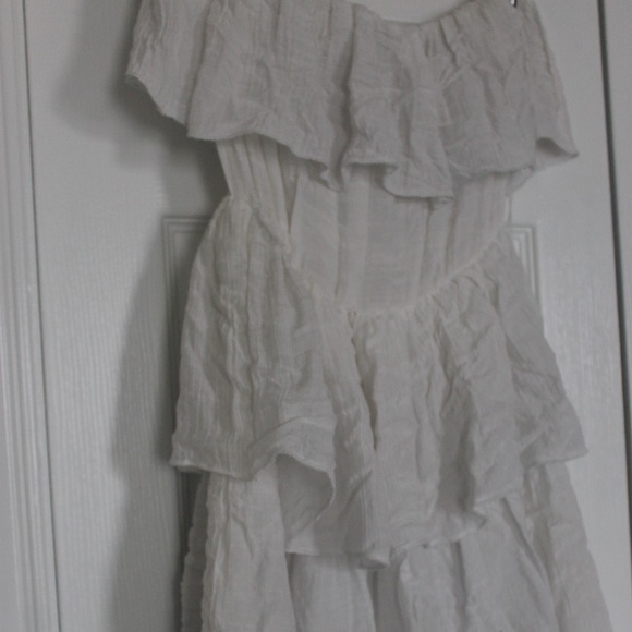 Dress - Picture 3 of 4